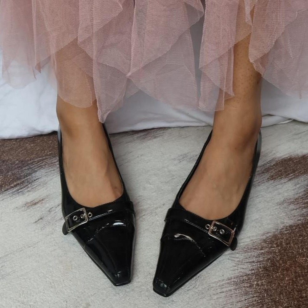 90s JESSICA Buckle Kitten Heels